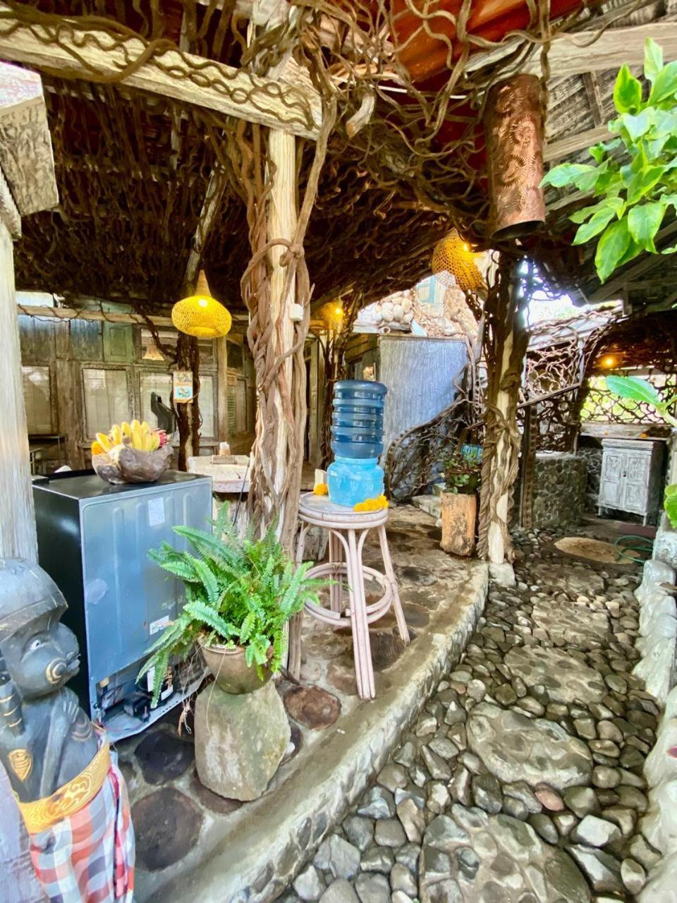 Funky Place Lovina  Exterior photo