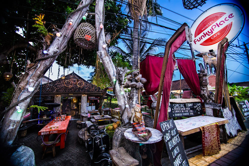 Funky Place Lovina  Exterior photo